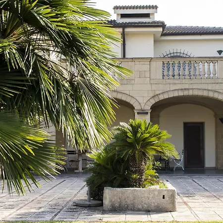 Bed & Breakfast For Creativity-coliving Puglia Lequile